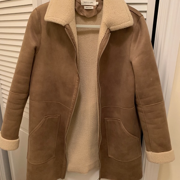 Indi & Cold Shearling Coat - Picture 5 of 6